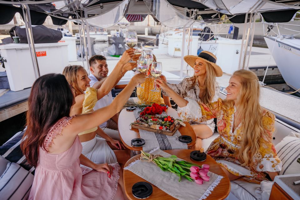Los Angeles: Luxury Cruise with Wine, Cheese & Sea Lions - The wine and charcuterie: included, simple, and actually filling