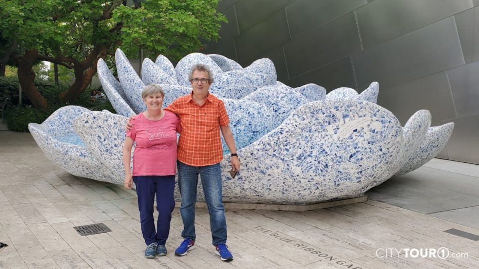 Los Angeles: Make The Most of LA Private Tour - Miracle Mile, LACMA outdoor exhibits, and La Brea Tar Pits