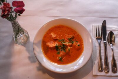 Los Angeles: Old Pasadena Food & Tasting Walking Tour - Your Lunch, Split Into Stops: How 7–8 Tastings Add Up