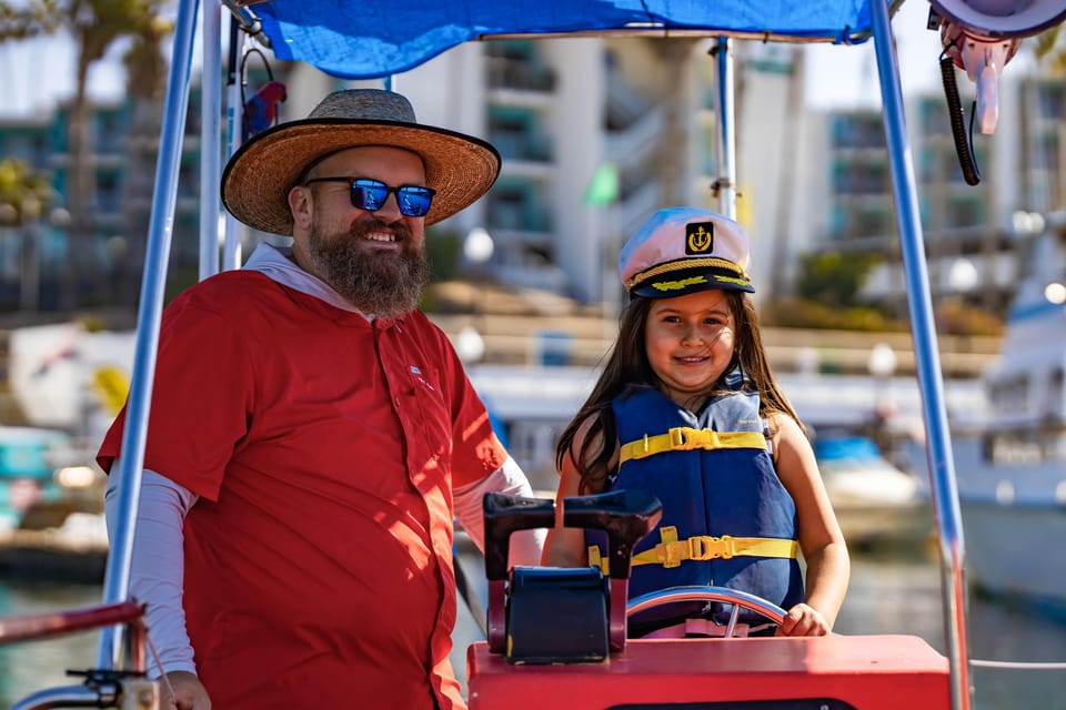Los Angeles: Redondo Beach Glass Bottom Boat Cruise - The Boat: What the 1995 Glass-Bottom Setup Means for Your Viewing