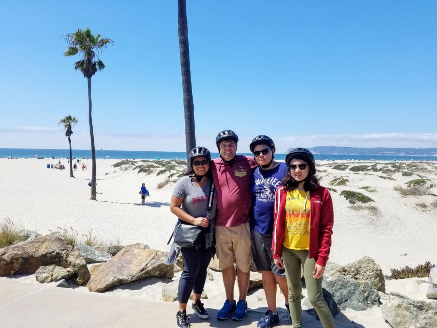 Los Angeles: Santa Monica and Venice Beach Segway Tour - Riding the Santa Monica and Venice coast on a Segway