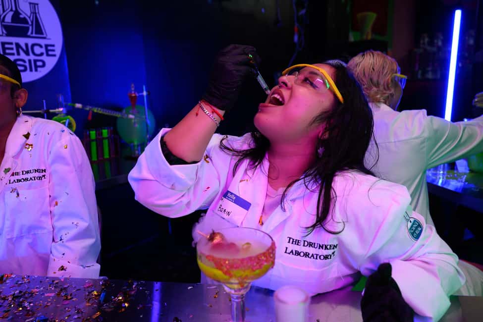 Los Angeles: Science and Sip™ The Drunken Laboratory - What You’re Really Buying: A 90-Minute Lab Party in LA