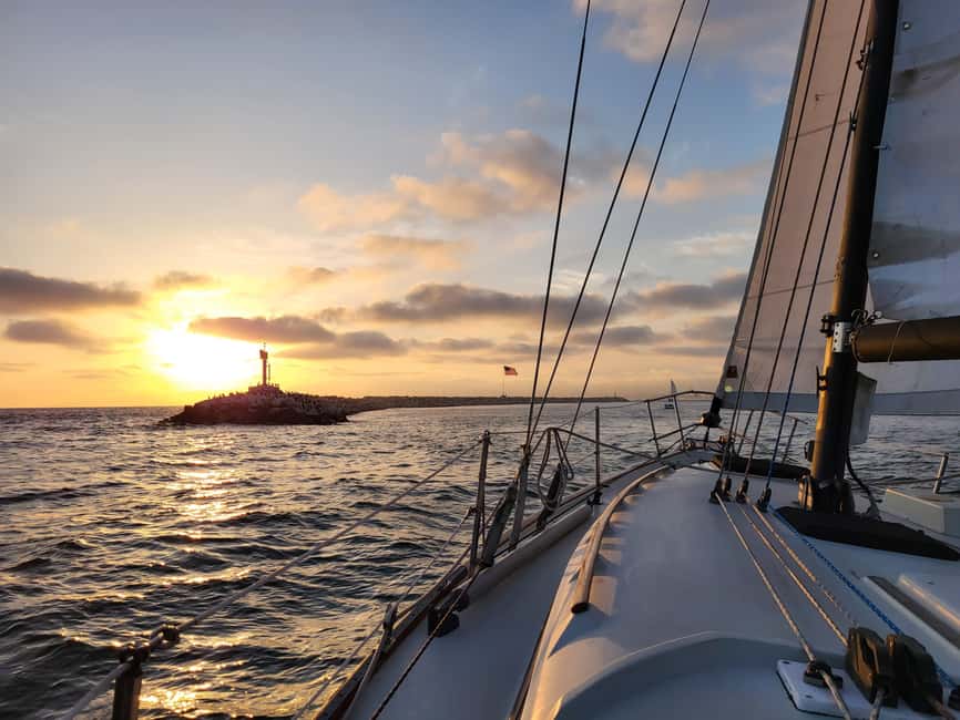 Los Angeles: Sunset Sailing - Sunset Sailing on the Person 323: why this boat matters