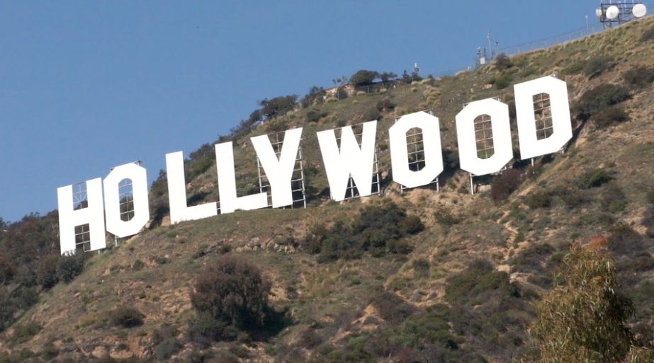 Los Angeles: The LA Highlights Tour - Tar Pits to The Oscars stage: La Brea and Dolby Theatre moments