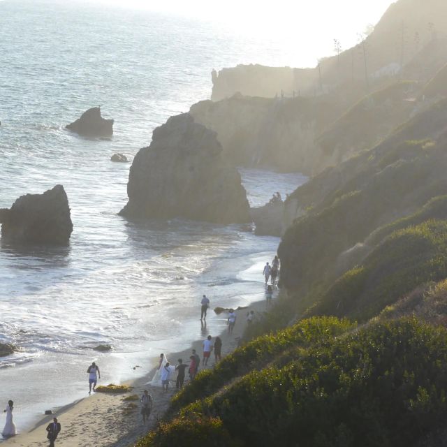 Malibu: Coastal Gems Scenic Driving Tour with Audio Guide - Malibu Farmers Market: a local break between the viewpoints