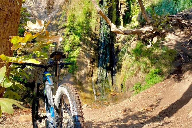 Malibu Waterfall eMTB & Hiking Adventure (Beginner) - Pacific Coast Highway breather and a quick reset