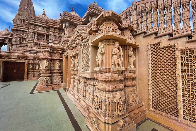 Mandir & Buddhist Temple Tour with Indian Lunch & Chinese Tea - Where This Temple Day Starts in LA