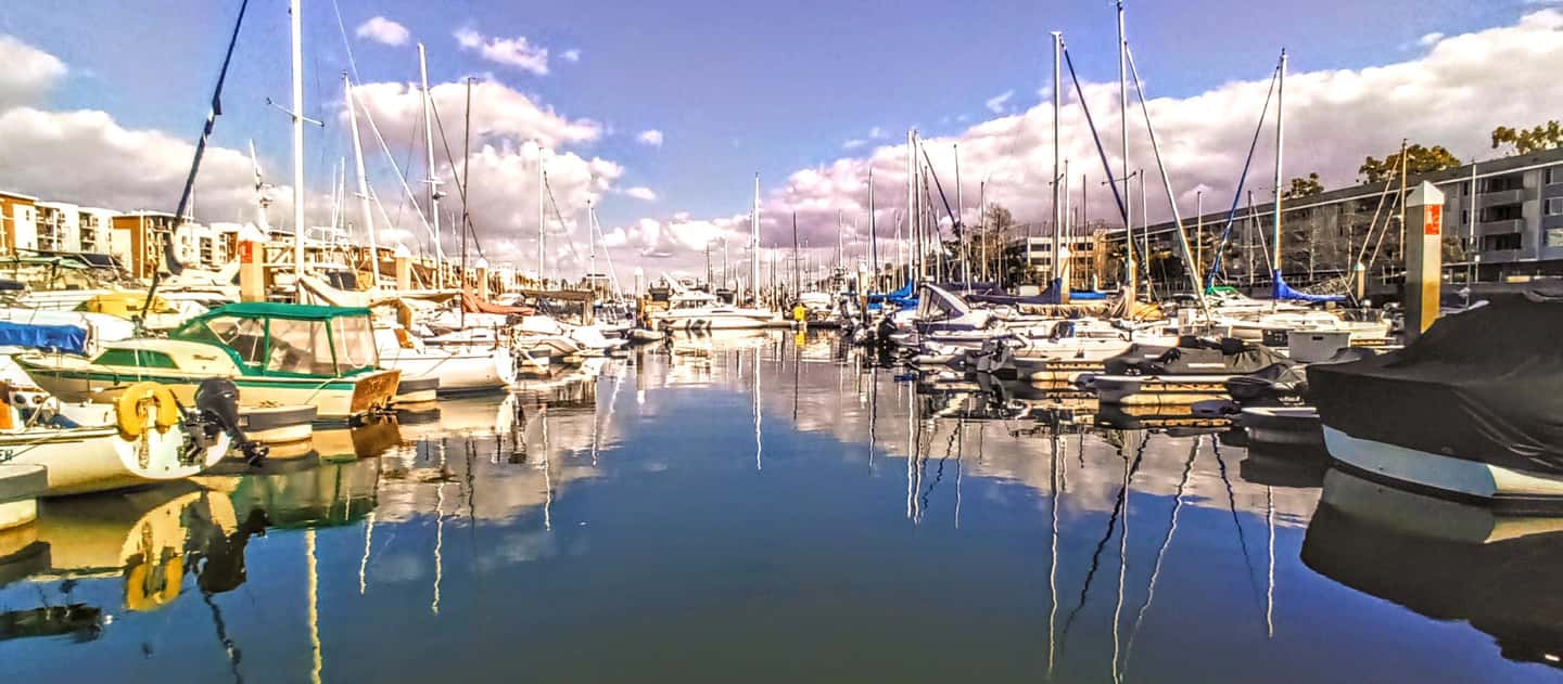 Marina Del Rey: A Romantic Boat Cruise with Sushi & Wine - What the dress code means for comfort