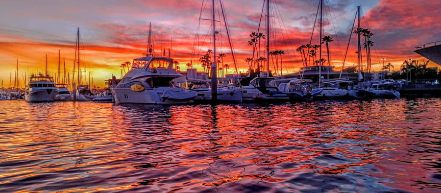 Marina Del Rey: Romantic Cruise, Dinner Charcuterie or Sushi - Who should book this romantic cruise, and who should skip it