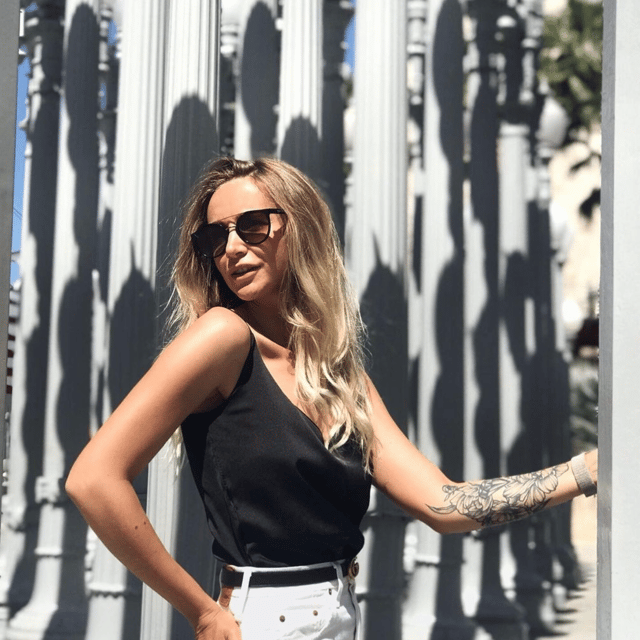 Must Have L.A. Pictures! - The Pink Wall and your “if we have time” bonus stop