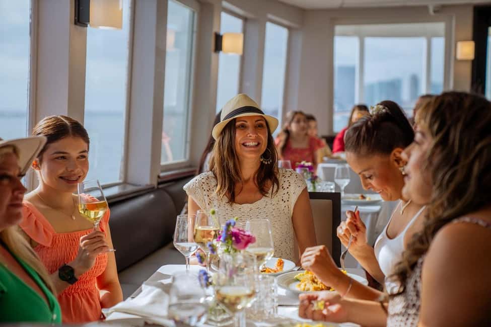 Newport Beach: Champagne and Brunch Buffet City Cruise - Key things to know before you go