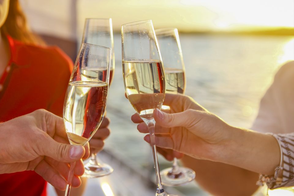 Newport Beach: Champagne and Brunch Buffet City Cruise - Who Should Book This Newport Beach Brunch Cruise