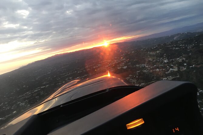 Private Air Tour of Los Angeles - Beverly Hills and Bel Air mansions: famous areas, from a new angle