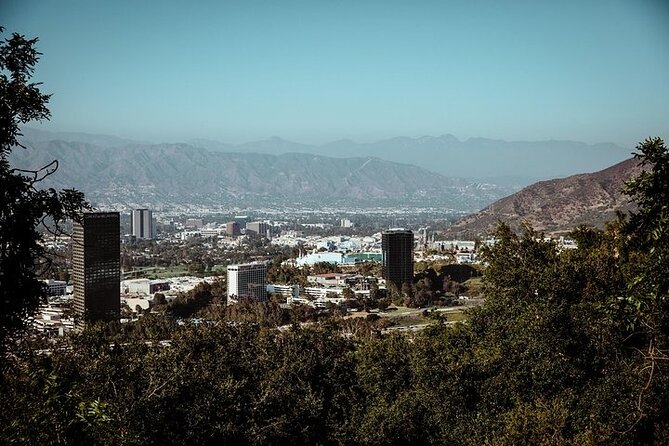 Private and Exclusive 3-Hour Beverly Hills and Hollywood Tour - Laurel Canyon: A Break in the Route for LA’s Changing Feel