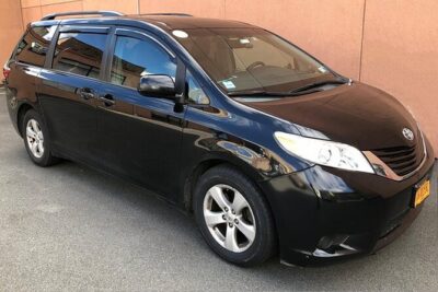 Private Arrival Airport Transfer from LAX (Los Angeles) Airport - Vehicle size, Luggage Rules, and Why You Should Count Bags