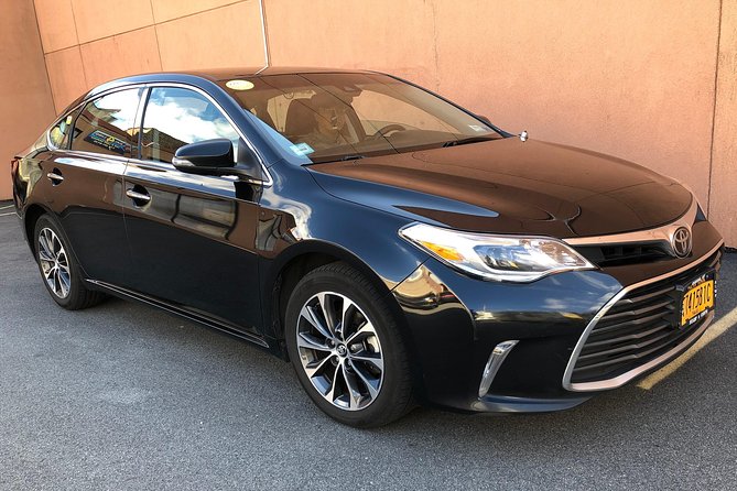 Private Departure Transfer to Los Angeles Airport LAX - Pickup From Your LA Hotel: Sedan, Minivan, or SUV Setup