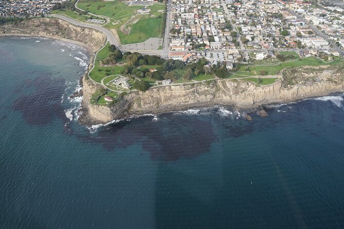 Private Helicopter Tour of Rancho Palos Verdes, Los Angeles, and Long Beach - Small tips that make a big difference in the air