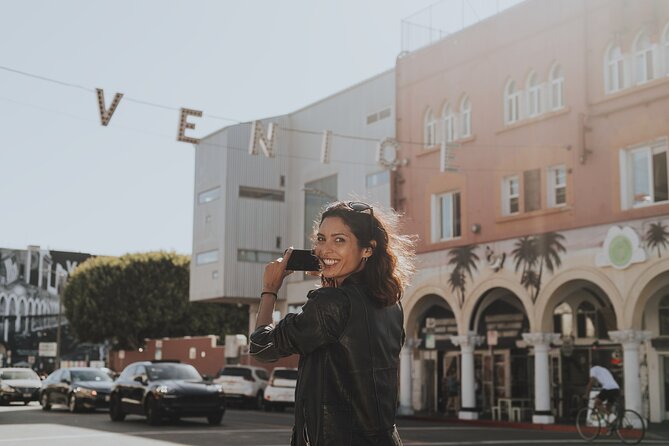 Private Tour of Los Angeles in a Luxury Vehicle - Hollywood Icons: From TCL Chinese Theatres to the Walk of Fame