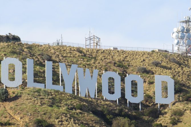 Private Tour of Los Angeles in a Luxury Vehicle - Rodeo Drive and the LA Shopping-to-Sights Connection