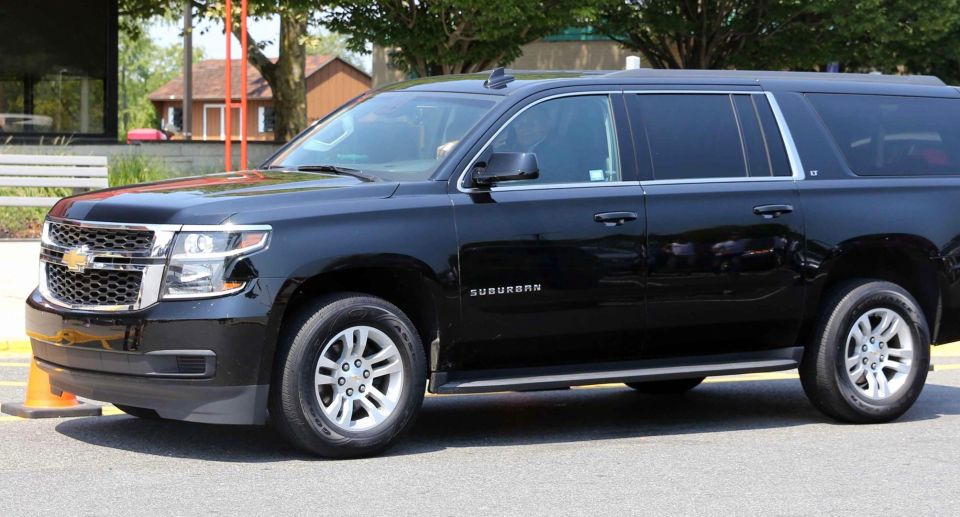 Private Transfers between LAX Airport and Los Angeles - Vehicle choices: sedan for 1–3 and minivan for 4–5 (with bag limits)
