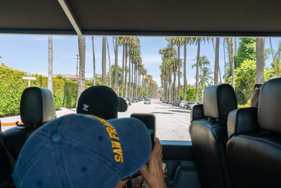 Santa Monica: Hollywood, Beverly Hills & Celebrity Home Tour - The open-air bus experience and photo-friendly setup
