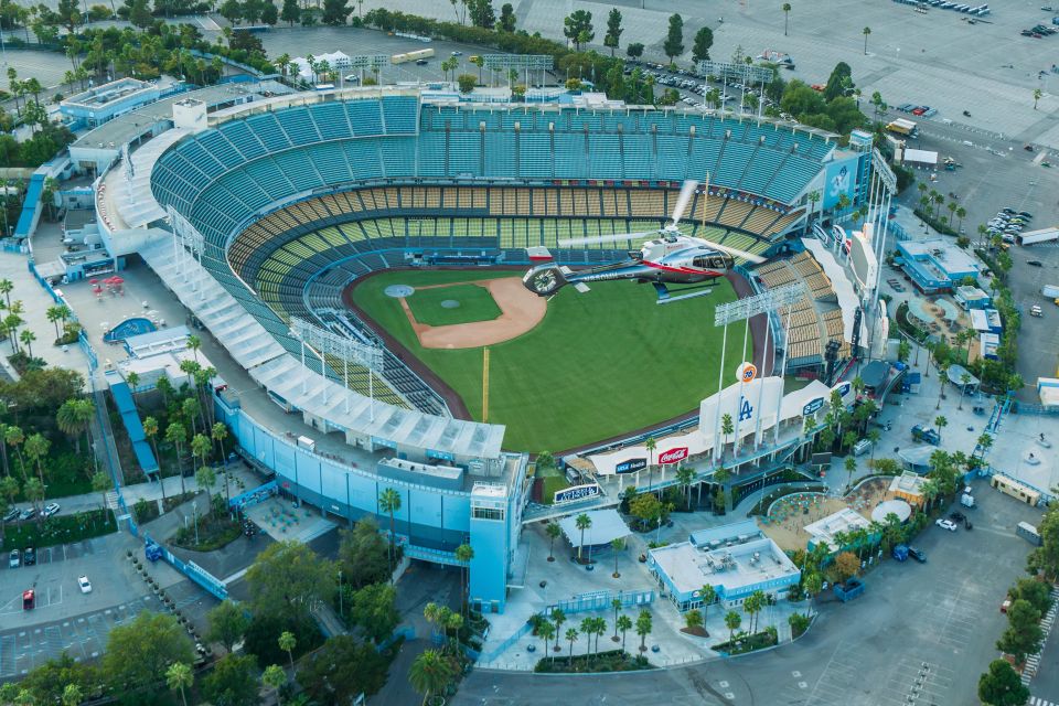 Santa Monica: Hollywood & Beyond Helicopter Tour - Price and seat rules: getting value from a $499, 30-minute flight