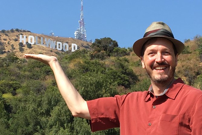 The Ultimate LA and Hollywood Photo Tour - Stop 1: Hollywood Walk of Fame + Chinese and Dolby Theater courtyards