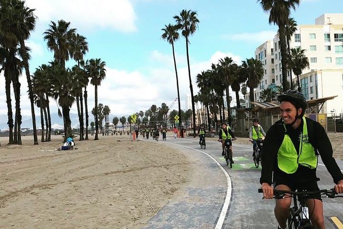 The Ultimate LA Tour: Full Day Sightseeing Tour On Electric Bike - Venice Beach Boardwalk: Skate Park Views, Muscle Beach, and Canals
