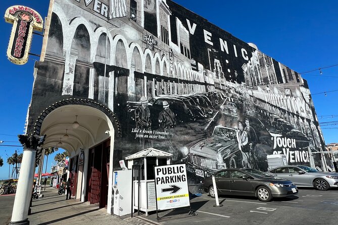 Venice and Santa Monica French Bicycle Tour - Santa Monica Pier: iconic views, easy walking time