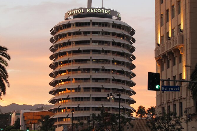 VIP Ferrari Tour and Open Bus Celebrity Homes Tour - Lake Hollywood Park and the Hollywood Sign photo moment