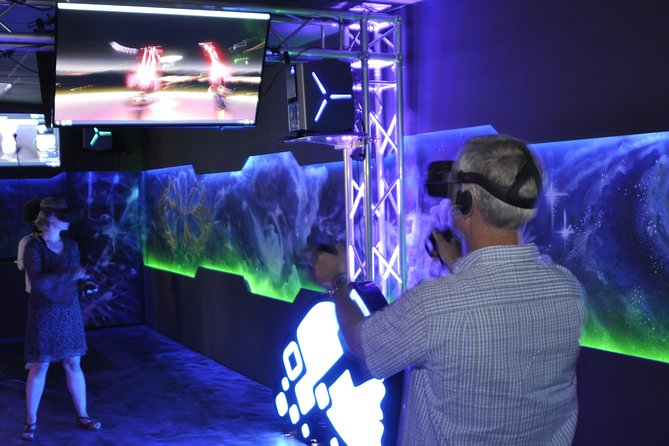 Virtual Reality (VR) Experience in Los Angeles - Snacks, Fun Energy, and Why the Group Atmosphere Matters